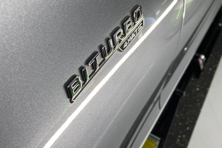 Mercedes-C43-AMG-Biturbo-Detailing